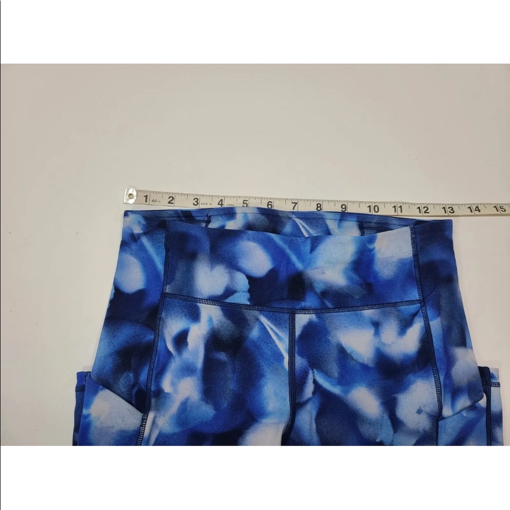 Lululemon Speed Up Tight Full-On Luxtreme 28" Blush Blossom Alpine White… - Picture 8 of 9